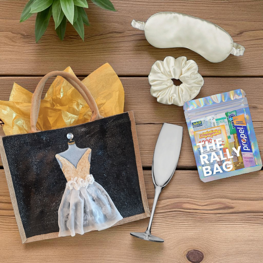 Uncommon Journal | Creative Gift Ideas - How to Style Our Tote Bags as Thoughtful, Artful Presents